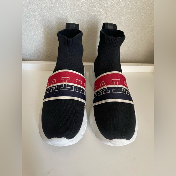 Bally, socks snickers! BRIXIE!!! - Picture 1 of 8